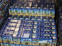 Capri sun safari fruit op pallet. totaal 92 doosjes met 10x 200 ml. tht 6-26. - afbeelding 2 van  3