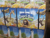 Capri sun safari fruits op pallet. totaal 324 doosjes met 10x 200 ml. tht 8-26. - afbeelding 3 van  3