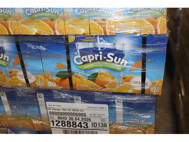 Capri sun sinaasappel op pallet. totaal 324 doosjes met 10x 200 ml. tht 4-26. - afbeelding 3 van  3