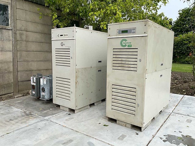 Capstone c65 gasgestookte microturbine / stroomgenerator 65 kw - afbeelding 1 van  32