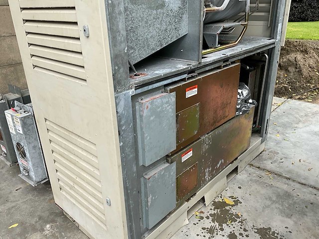 Capstone c65 gasgestookte microturbine / stroomgenerator 65 kw - afbeelding 25 van  32