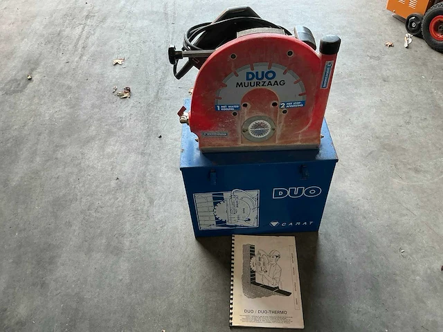 Carat duo muurzaagmachine met opbergkist - afbeelding 1 van  3