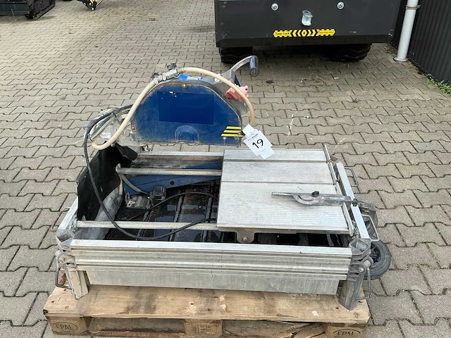 Carat t-3510 tegelzaagmachine - afbeelding 1 van  5