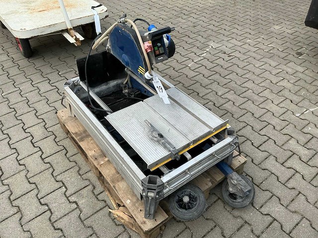 Carat t-3510 tegelzaagmachine - afbeelding 2 van  5