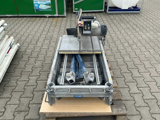 Carat t-3510 tegelzaagmachine - afbeelding 3 van  7