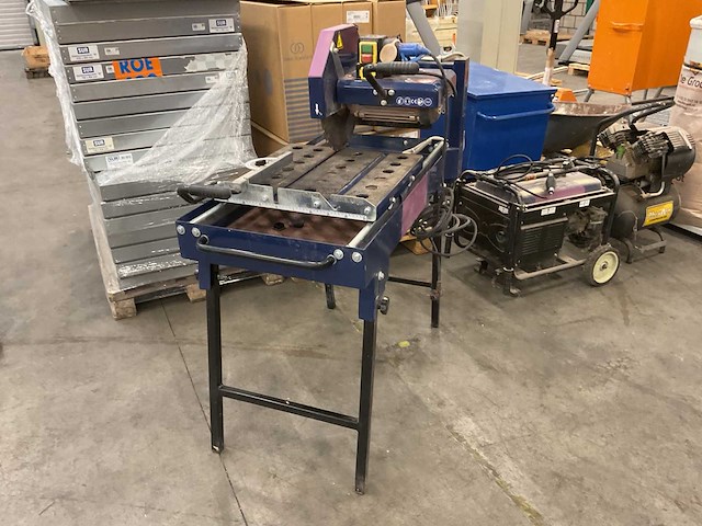 Carat x-coup 350 steenzaagmachine - afbeelding 1 van  8