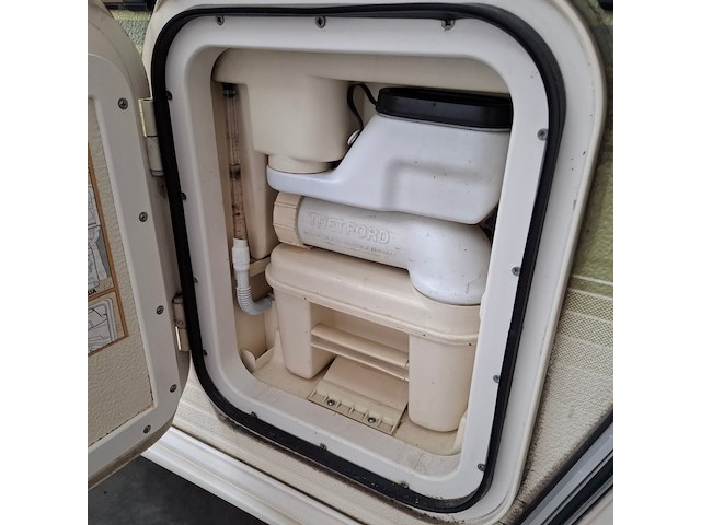 Caravan, abbey, gt 214 - afbeelding 57 van  71