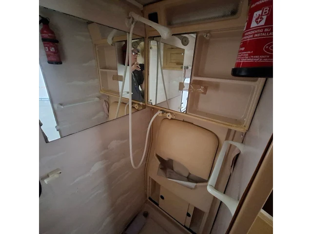 Caravan, abbey, gt 214 - afbeelding 33 van  71