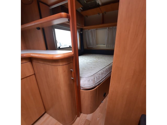 Caravan, hobby, 30, 2001 - afbeelding 28 van  68