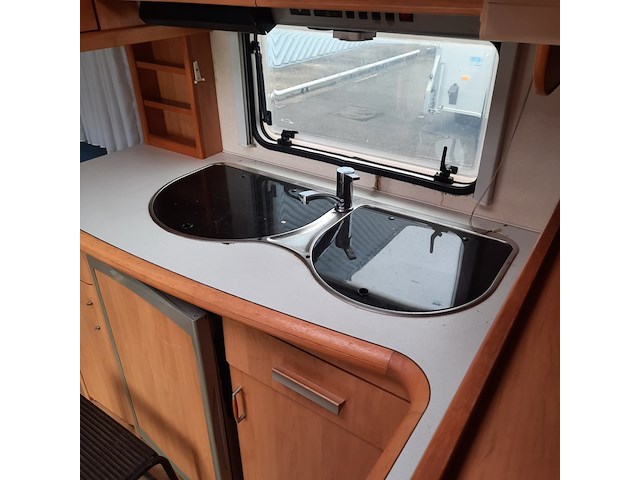 Caravan, hobby, 30, 2001 - afbeelding 44 van  68