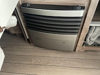 Caravan knaus 500 fu sport silver edition met 4-seizoenen voortent hypercamp casa grande 300 mt 13 en grond... - afbeelding 6 van  25