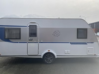 Caravan knaus 500 fu sport silver edition met 4-seizoenen voortent hypercamp casa grande 300 mt 13 en grond... - afbeelding 10 van  25