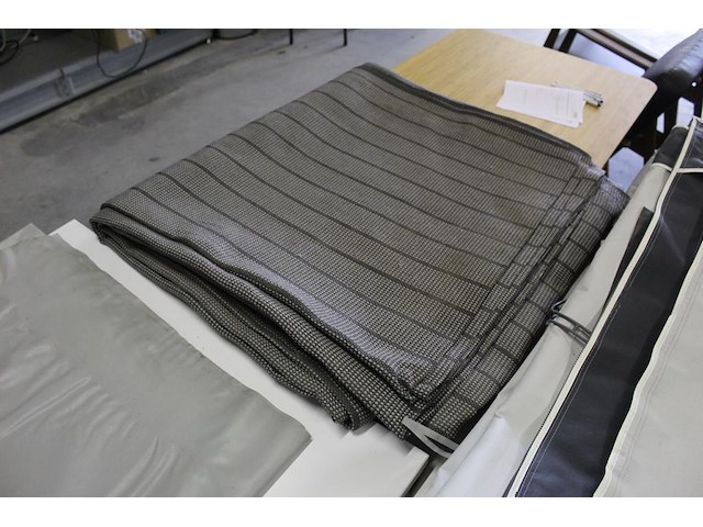 Caravan knaus 500 fu sport silver edition met 4-seizoenen voortent hypercamp casa grande 300 mt 13 en grond... - afbeelding 17 van  25