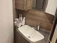 Caravan knaus 500 fu sport silver edition met 4-seizoenen voortent hypercamp casa grande 300 mt 13 en grond... - afbeelding 21 van  25