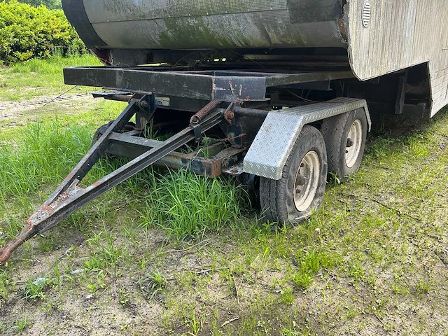 Caravan pipowagen - afbeelding 9 van  13