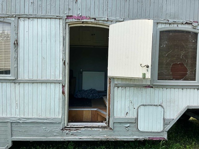 Caravan pipowagen - afbeelding 10 van  13
