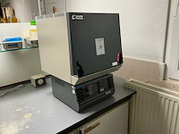 Carbolite csf1100 laboratoriumoven - afbeelding 1 van  4