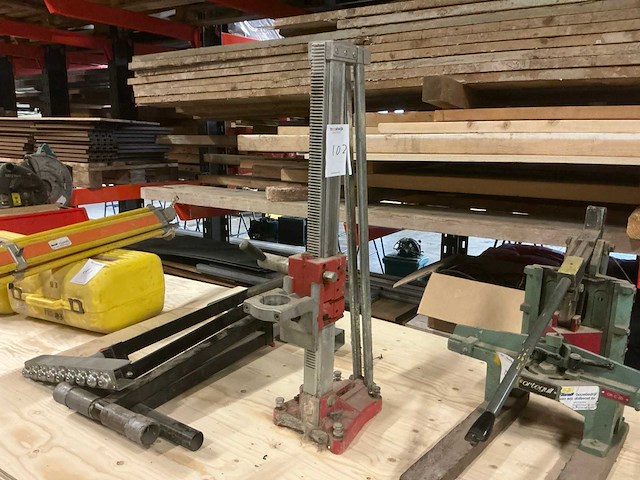 Cardi l180 statief voor diamantboormachine - afbeelding 1 van  5