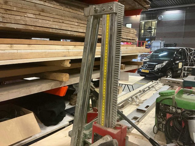 Cardi l180 statief voor diamantboormachine - afbeelding 4 van  5