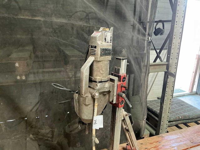 Cardi talpa t9-450 diamantboormachine op statief - afbeelding 2 van  5