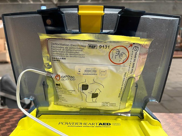 Cardiac science powerheart aed g3 automatische defibrillator - afbeelding 4 van  5