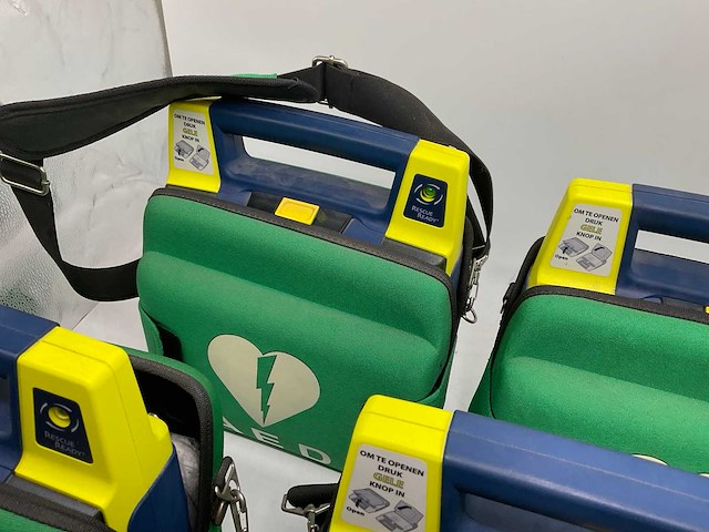 Cardiac science powerheart g3 aed (4x) - afbeelding 30 van  33