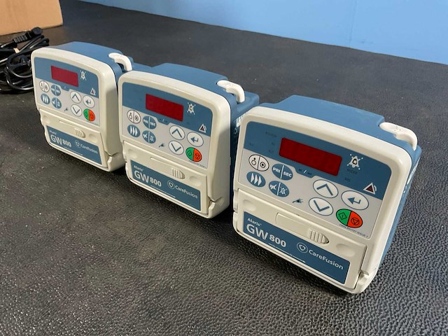Carefusion - alaris gw800 - infusion pump - 2019 (3x) - afbeelding 1 van  7