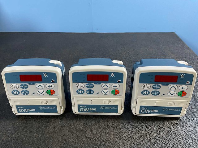 Carefusion - alaris gw800 - infusion pump - 2019 (3x) - afbeelding 2 van  7