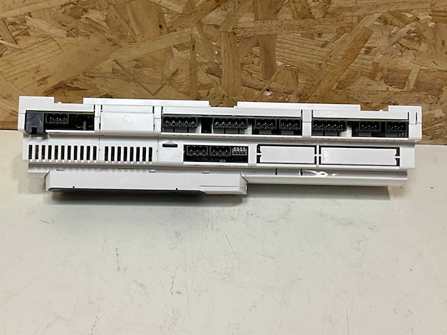 Carel p+500b0a00em0 regelaar pco5+ medium, fb/bms no opto, no usb, pgd1 inbouw - afbeelding 4 van  9