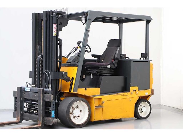 Carer - r40cl - container spec. 4.3m triplex, free-lift, vorkversteller, side-shift - vorkheftruck - afbeelding 1 van  4