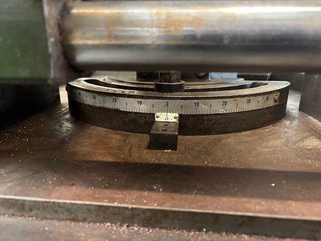 Carif - 1997 - 260bsa - metalen horizontale bandzaagmachine - afbeelding 8 van  12