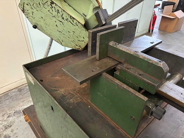 Carif - 1997 - 260bsa - metalen horizontale bandzaagmachine - afbeelding 10 van  12