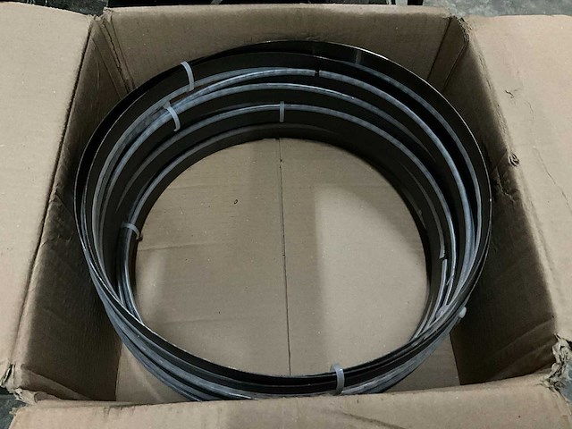 Carif 320 bsa bandzaagmachine - afbeelding 9 van  10