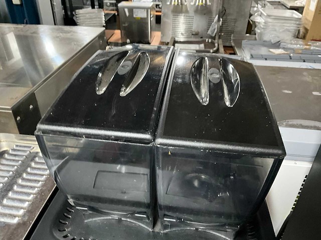 Carimali mx 5 silver koffiemachine - afbeelding 6 van  10