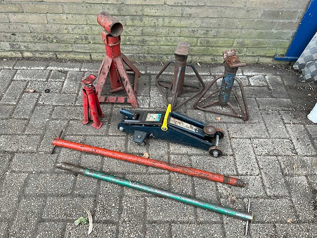 Carjack garagekrik, assteunen en toebehoren - afbeelding 1 van  5