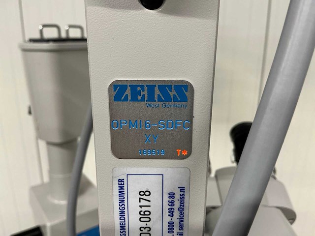 Carl zeiss - opmi6-sdfcxy - operatie microscoop - afbeelding 2 van  10