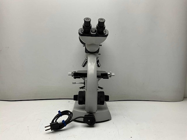 Carl zeiss dual head trainingsmicroscoop - afbeelding 4 van  6