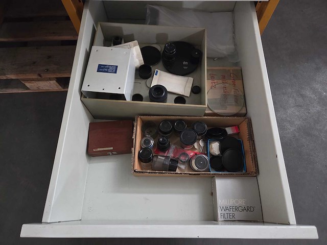 Carl zeiss jena - 1983 - zkm 02-250 - 2-coördinaatmeetmachine - afbeelding 33 van  41
