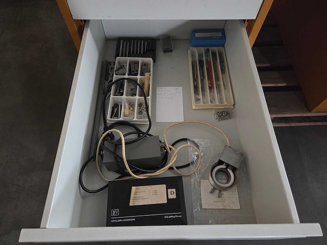 Carl zeiss jena - 1983 - zkm 02-250 - 2-coördinaatmeetmachine - afbeelding 47 van  50