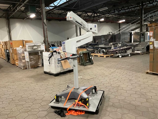 Carl zeiss meditec opmi vario s88 chirurgische microscoop - afbeelding 9 van  15