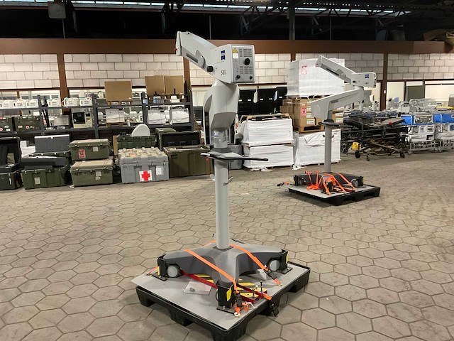 Carl zeiss meditec opmi vario s88 chirurgische microscoop - afbeelding 11 van  15