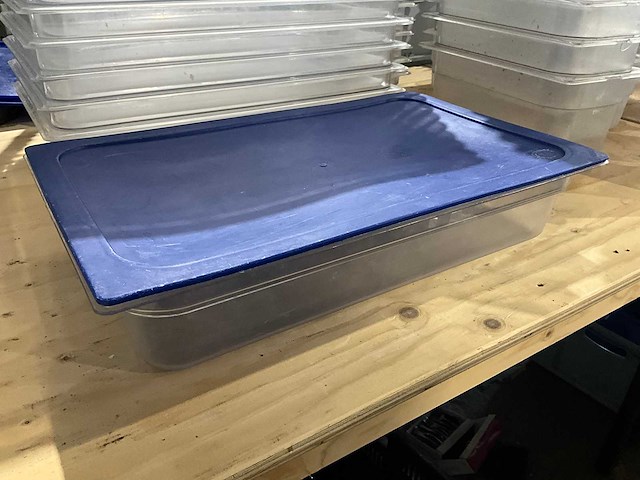 Carlisle - gn 1/1-100 - kunststof gastronormbak met deksel (12x) - afbeelding 1 van  3