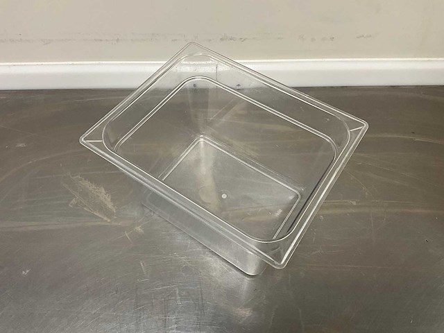 Carlisle - gn 1/2-200 - kunststof gastronormbak (16x) - afbeelding 1 van  4