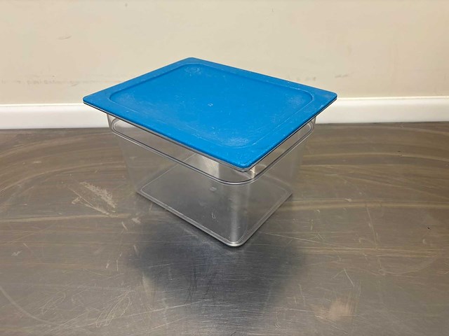 Carlisle - gn 1/2-200 - kunststof gastronormbak met deksel (12x) - afbeelding 1 van  4