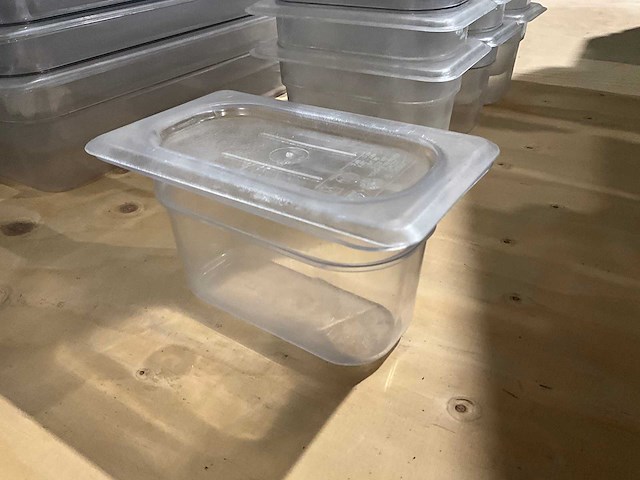 Carlisle - gn 1/9-100 - kunststof gastronormbak met deksel (30x) - afbeelding 1 van  2