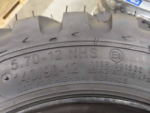 Carlisle - trac chief - industrieband 5.70-12 (16x) - afbeelding 3 van  3