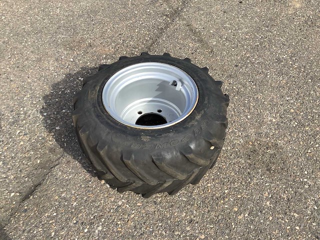 Carlisle 29x12.50-15 band met velg - afbeelding 4 van  8