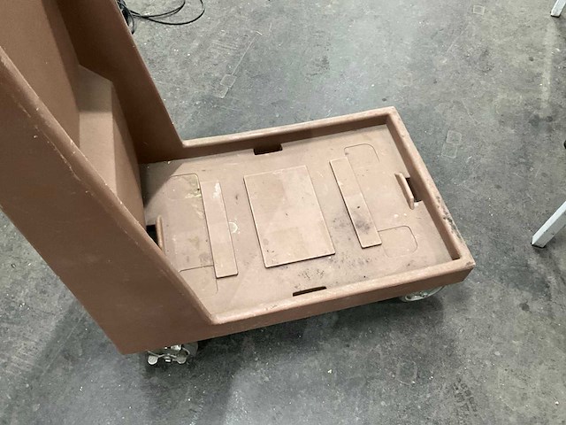 Carlisle kunststof trolly - afbeelding 4 van  6