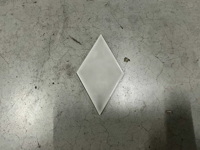 Carmen - 16,8 x 9,8 cm - wandtegel 40 m2 - afbeelding 1 van  4