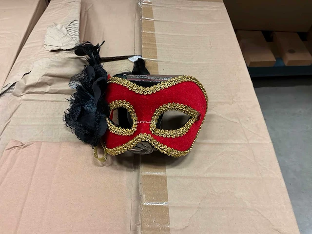 Carnavals masker (72x) - afbeelding 1 van  2